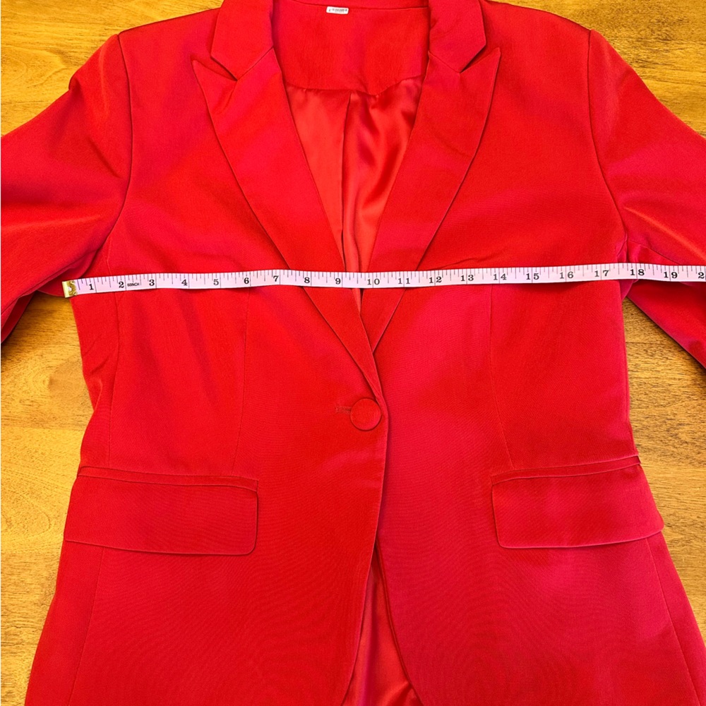 Red blazer - Picture 5 of 6
